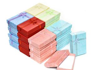 24-Piece Gifts Box Set