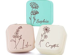 Bridesmaid Gifts Jewelry Box Personalized Small Jewelry Travel Case Custom PU Leather Portable Bridesmaid Proposal Boxes Mini Jewellery Organizer Storage Earrings Rings Necklaces for Women Girls-Pink