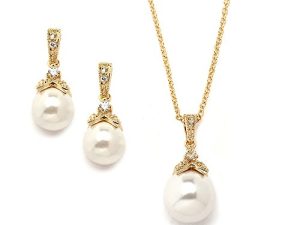 Mariell Vintage Ivory Pearl Wedding Necklace & Earrings Bridal Jewelry Set for Brides and Bridesmaids