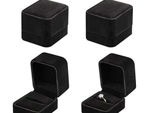 LETURE 4 Pieces Velvet Ring Gift Boxes Set